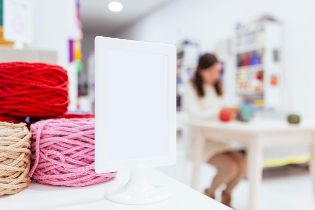 kontakt i warsztaty haftu